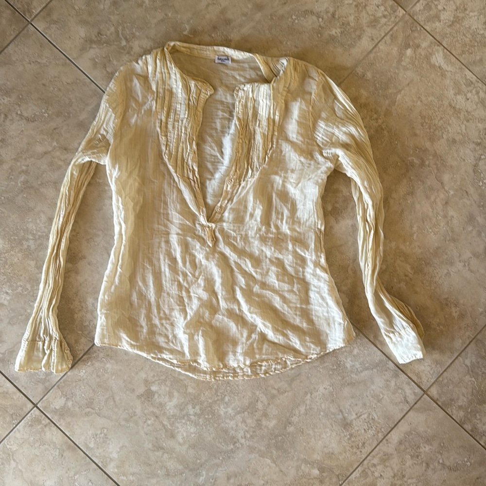 Splendid Long Sleeve Button Up Lightweight Tan/Cream Top, Size Small